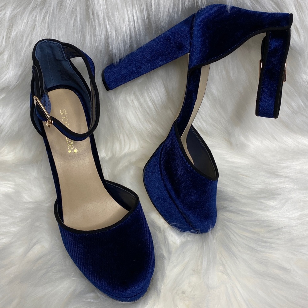 Blue Velvet Shoedazzle High Heals